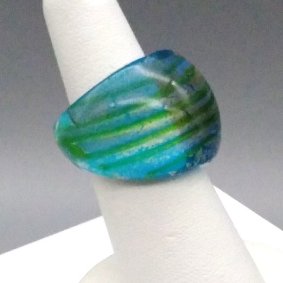 Vintage Dichroic Glass Ring, Shimmering Blue and Gold Striped Dome - Picture 3 of 4